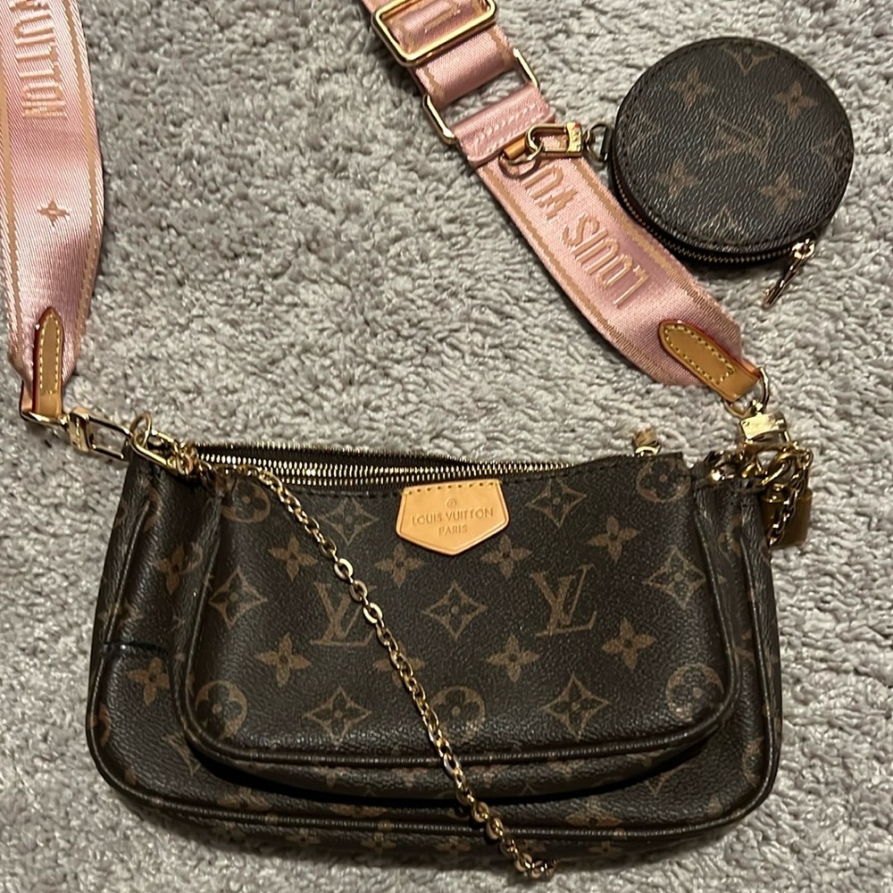 Louis Vuitton Crossbag